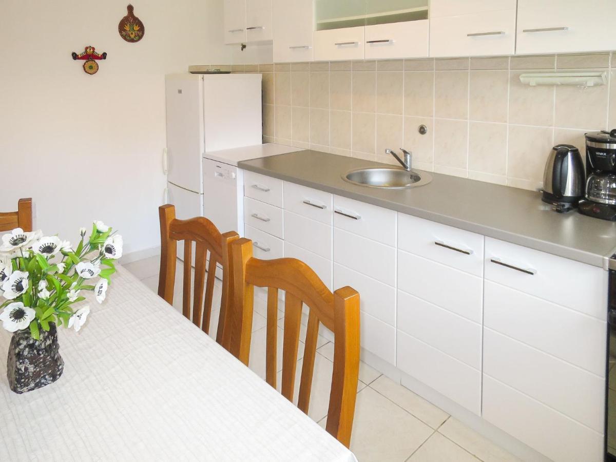 Apartment Stjepan - SRD410 Maslenica Bagian luar foto