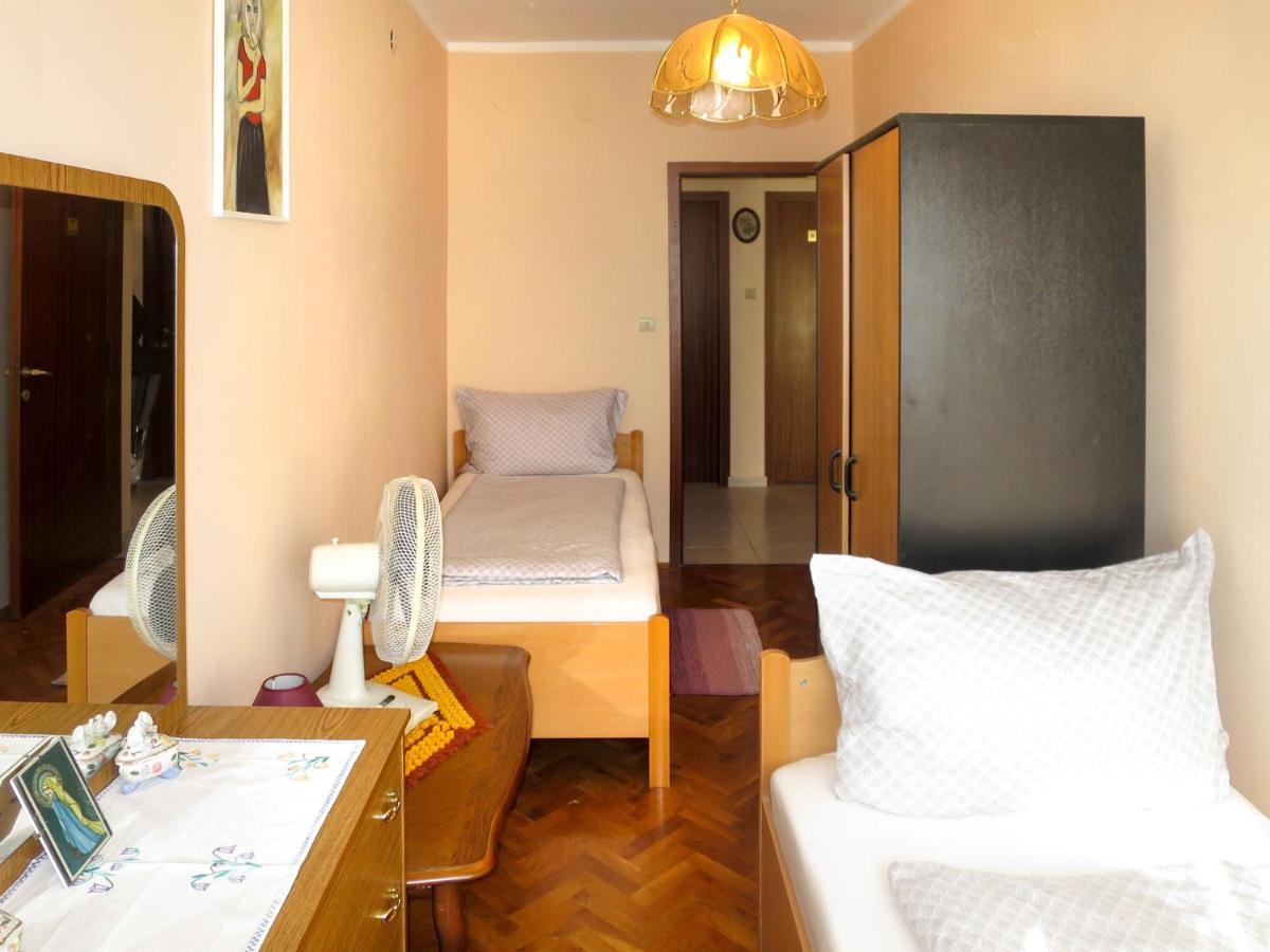 Apartment Stjepan - SRD410 Maslenica Bagian luar foto